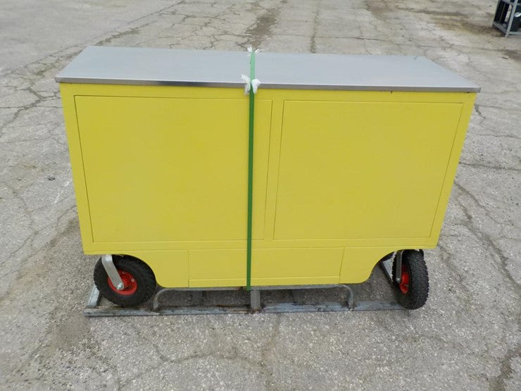 4.5ft Heavy Duty Mobile Workbench with 7 Drawers & 2 Cabinets