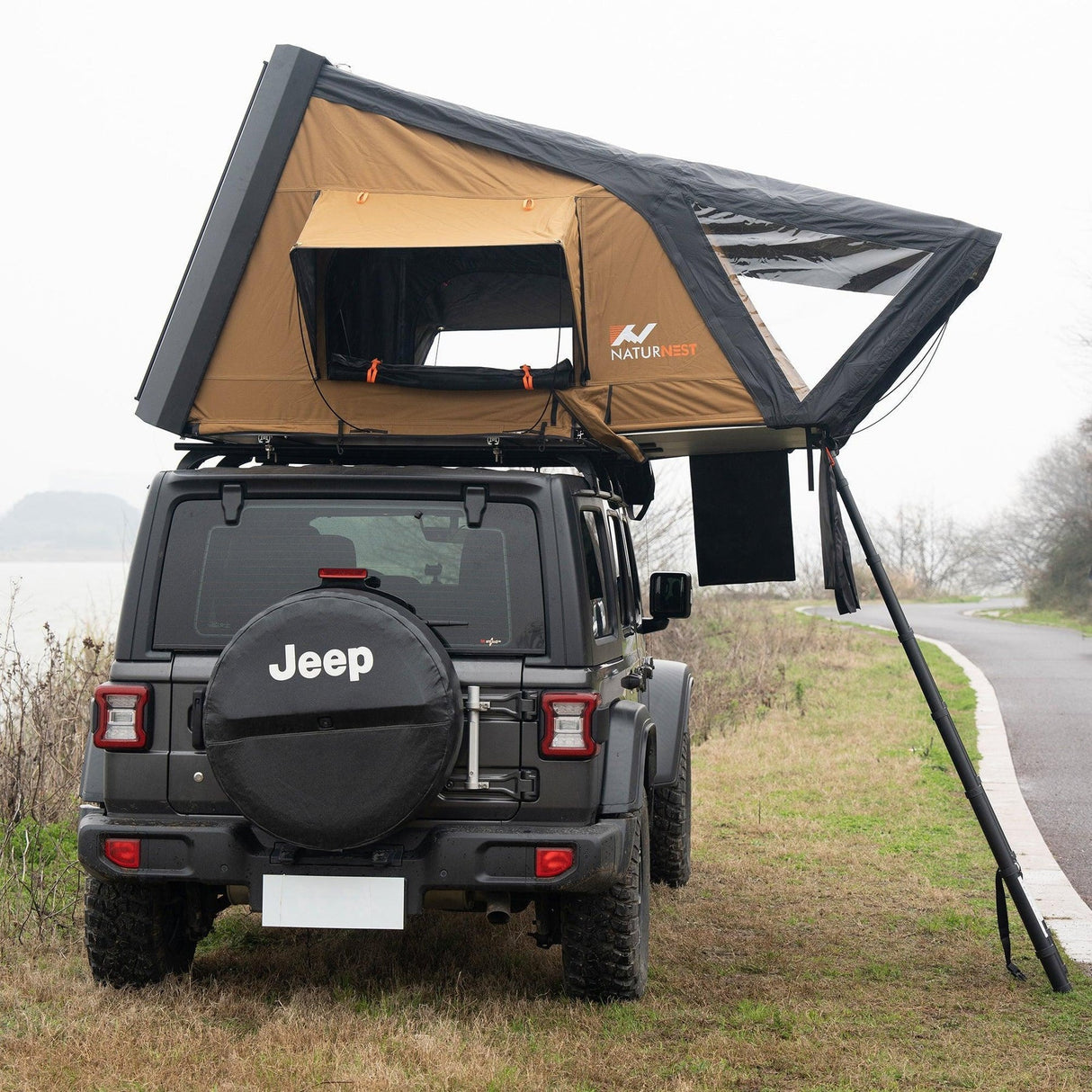 Naturnest Sirius 3 Clamshell Roof Top Tent