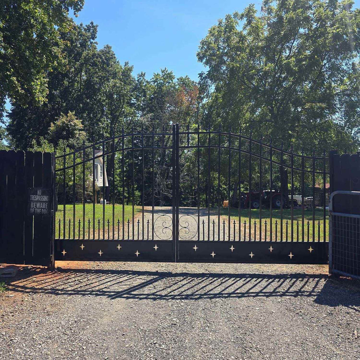Greatbear Dual Swing Wrought Iron Gate for Driveway