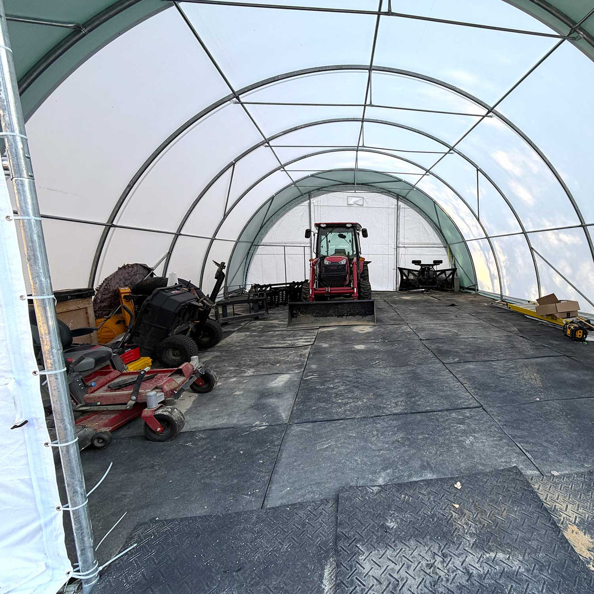 Single Truss Arch Storage Shelter W30'xL40'xH15'