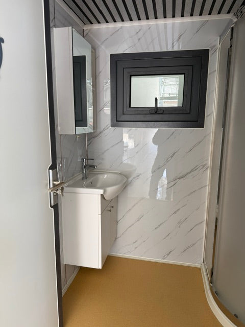 Portable Toilet with Fan-shaped Door Shower