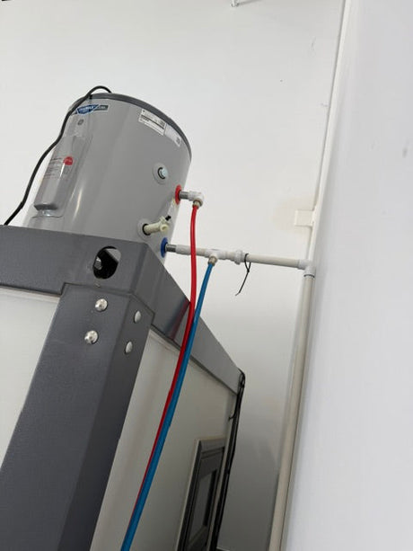 Portable Toilet with Fan-shaped Door Shower