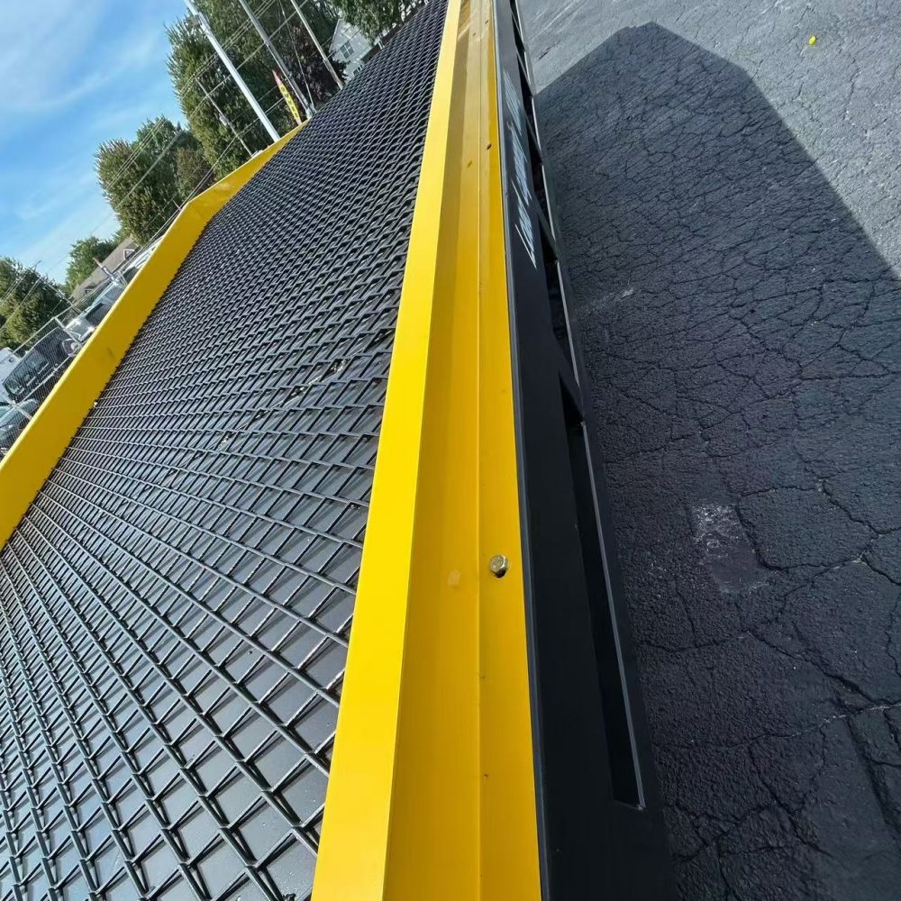 Portable Loading Dock Ramps Yard Ramp - 18,000 lb. Capacity